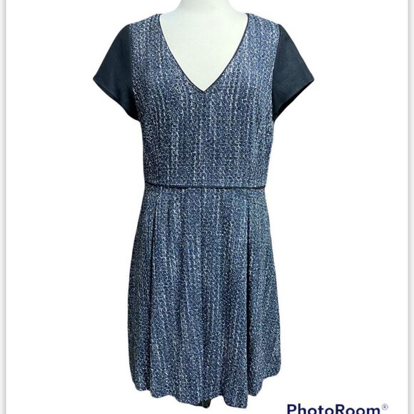 Banana Republic Black Tweed Wool V-Neck Short Sleeve Fit & Flare Dress NEW - Picture 1 of 6